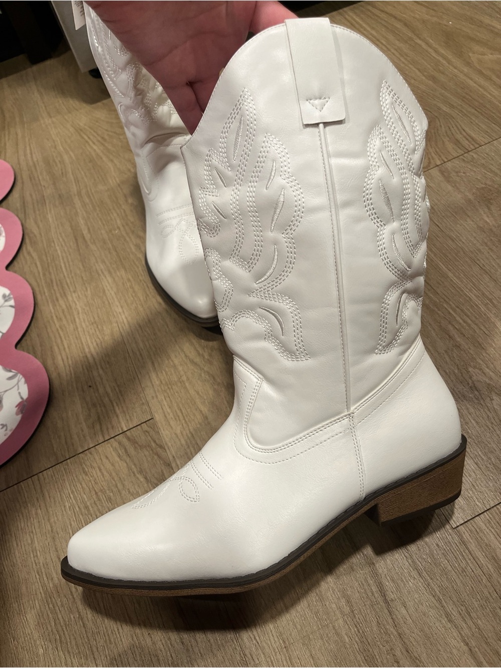 White Western Cowboy Boots - Embroidered Shaft - Picture 4 of 5